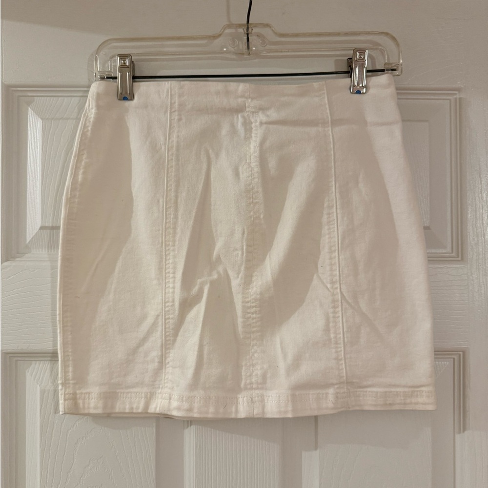 Wild Honey White Pencil Skirt